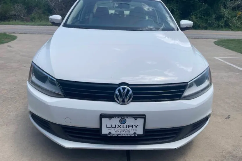 2012 Volkswagen Jetta SE photo 1