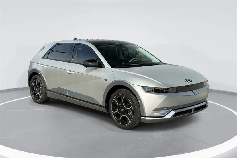 2024 Hyundai Ioniq 5 photo 1
