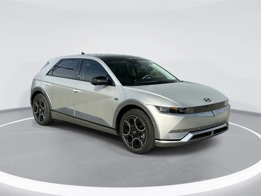 2024 Hyundai Ioniq 5 photo 1