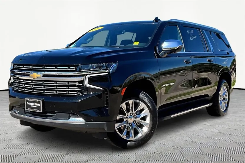 2024 Chevrolet Suburban Premier photo 1