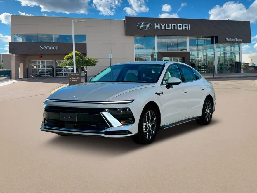 2025 Hyundai Sonata SEL photo 1