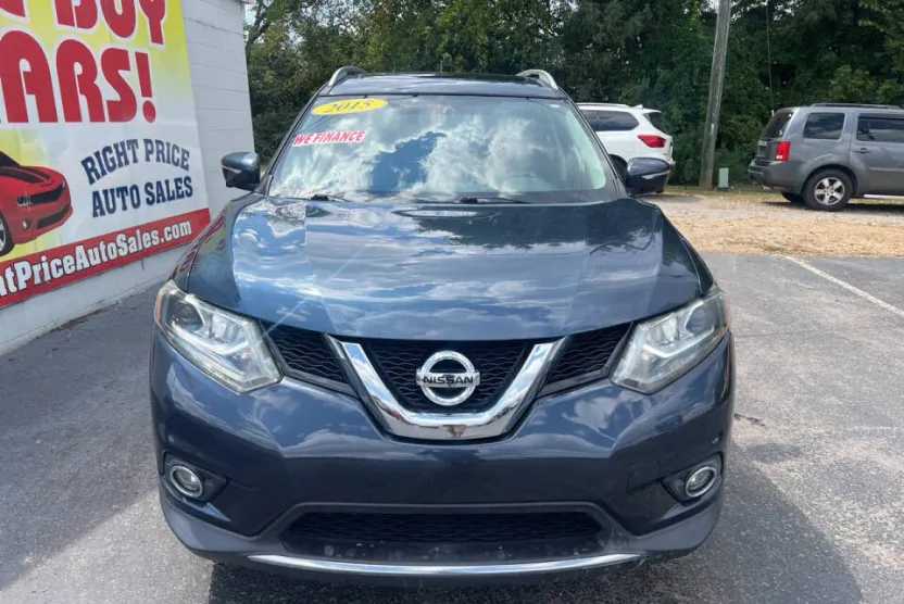 2015 Nissan Rogue SL photo 1