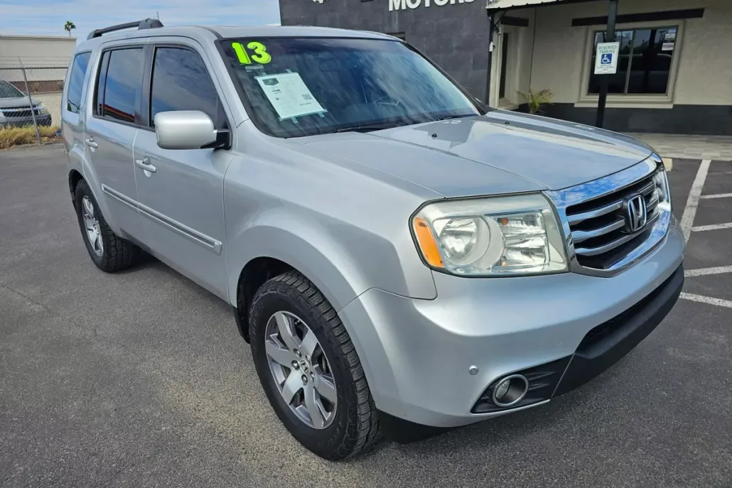 2013 Honda Pilot Touring photo 1