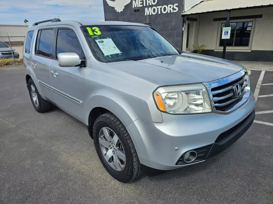 2013 Honda Pilot Touring photo 1