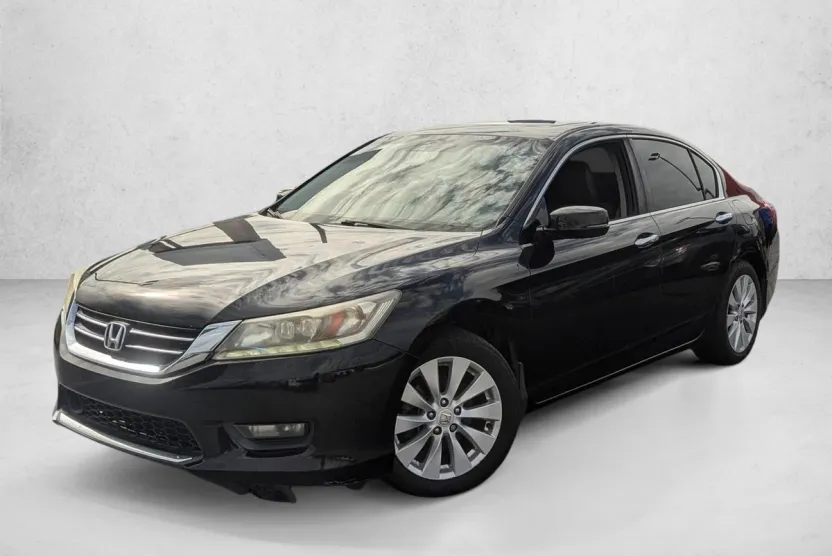 2015 Honda Accord Touring photo 1