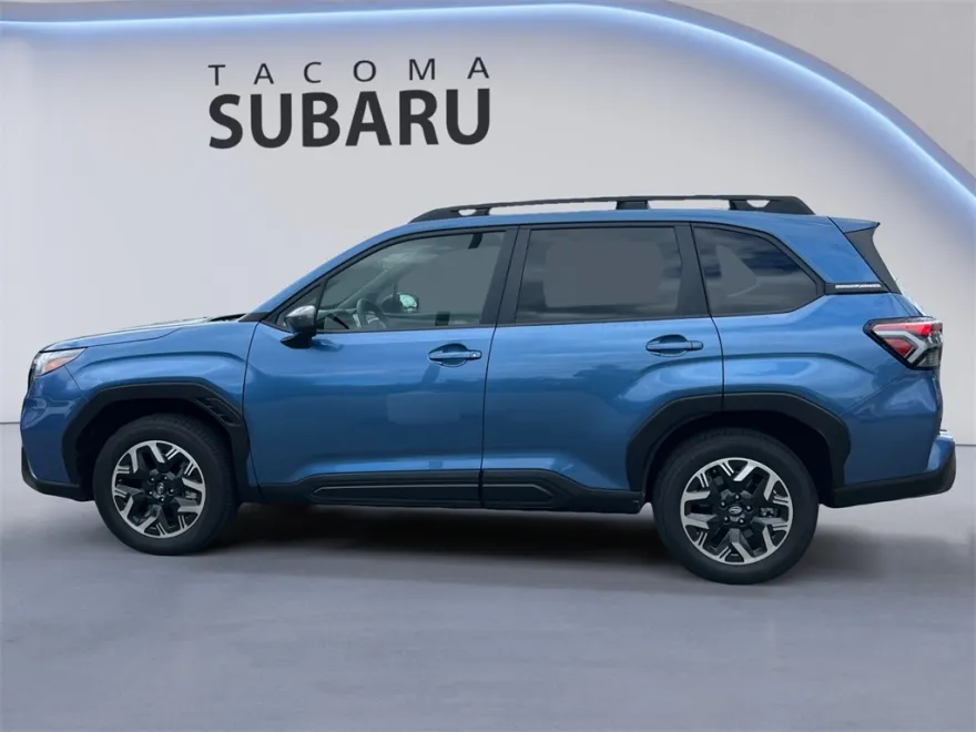 2025 Subaru Forester Premium photo 1
