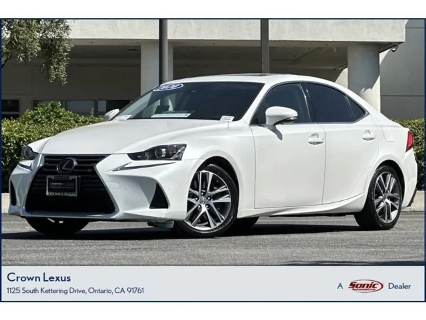 2020 Lexus IS 300 photo 1