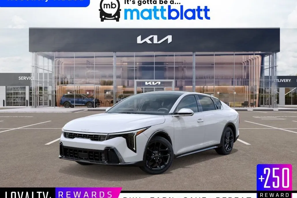 2025 Kia K4 GT-Line Turbo photo 1