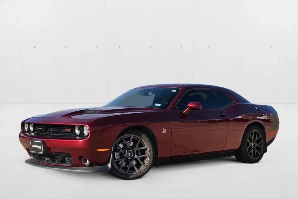 2017 Dodge Challenger R/T Scat Pack photo 1