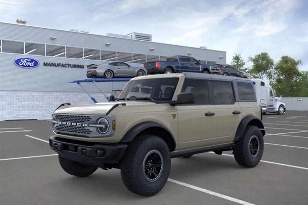 2025 Ford Bronco Badlands photo 1