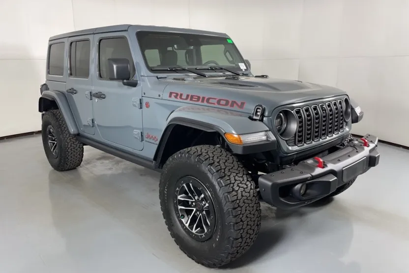 2025 Jeep Wrangler Rubicon X photo 1