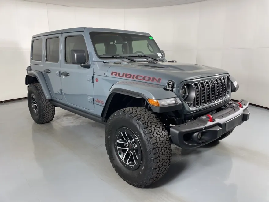 2025 Jeep Wrangler Rubicon X photo 1