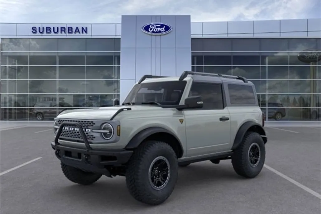 2024 Ford Bronco Badlands photo 1