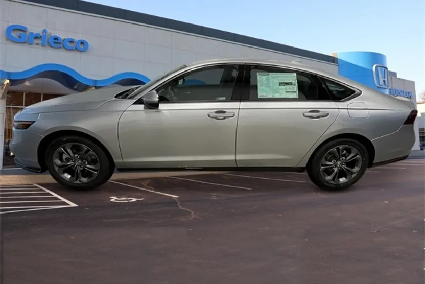 2025 Honda Accord Hybrid EX-L photo 1