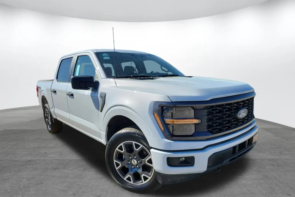 2025 Ford F-150 STX photo 1
