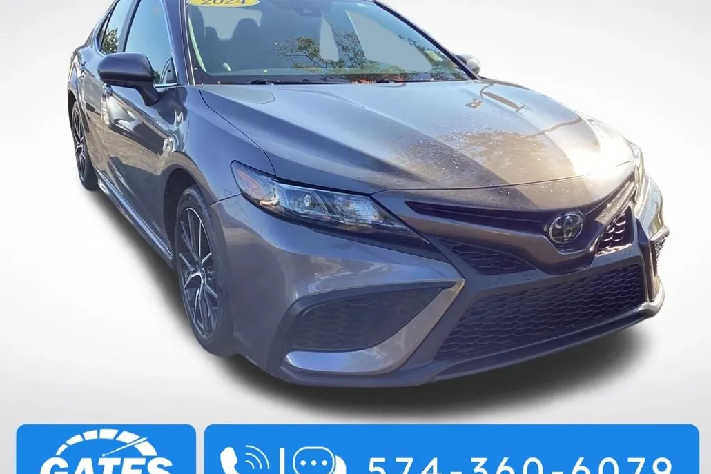 2024 Toyota Camry SE photo 1