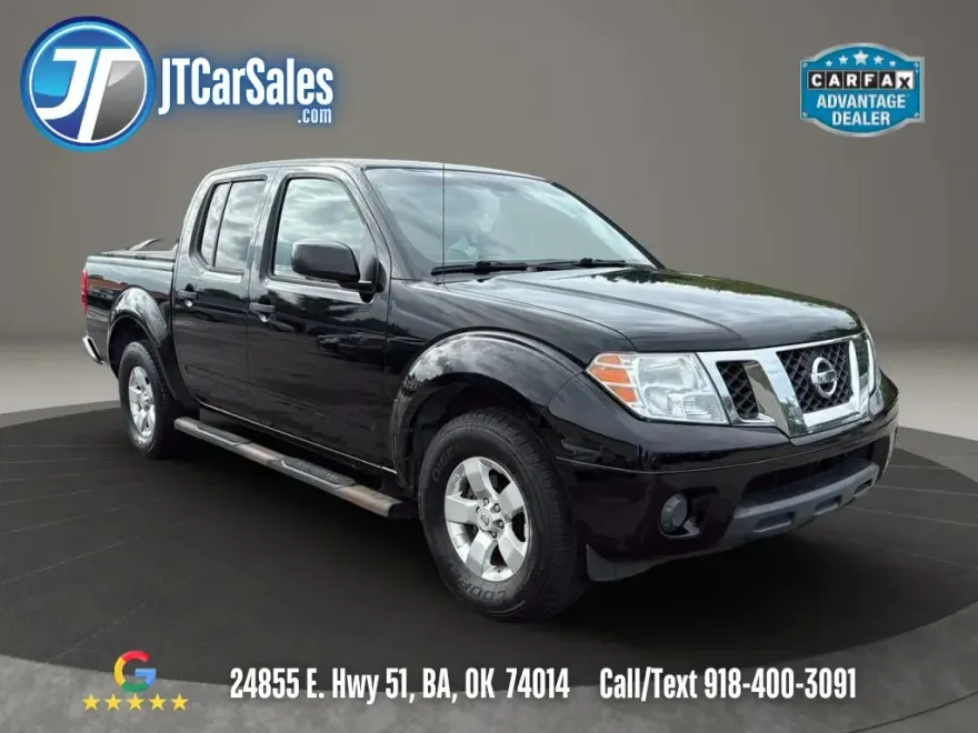 2012 Nissan Frontier Crew Cab SV photo 1