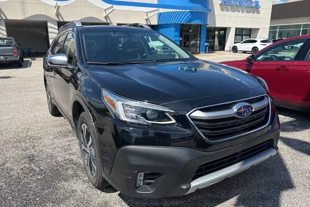 2022 Subaru Outback Touring Sport photo 1