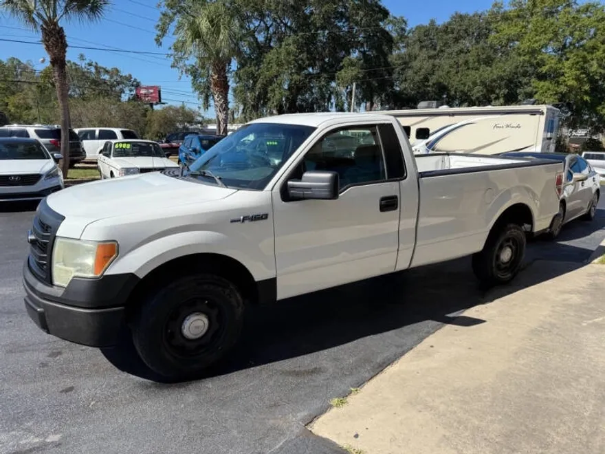 2013 Ford F-150 XL photo 1