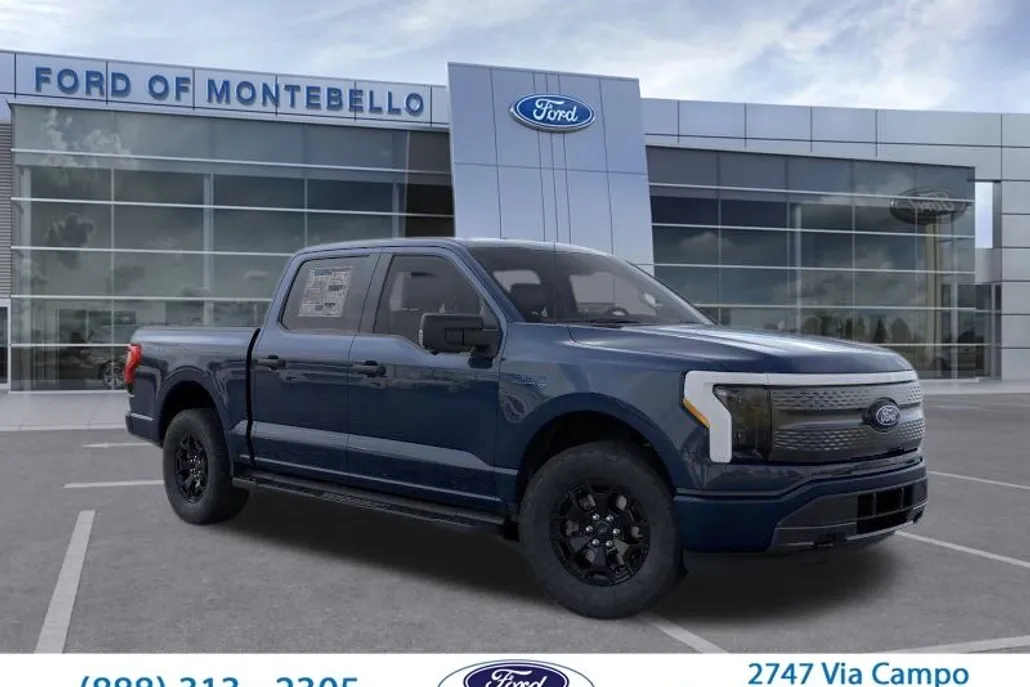 2025 Ford F-150 Lightning XLT photo 1