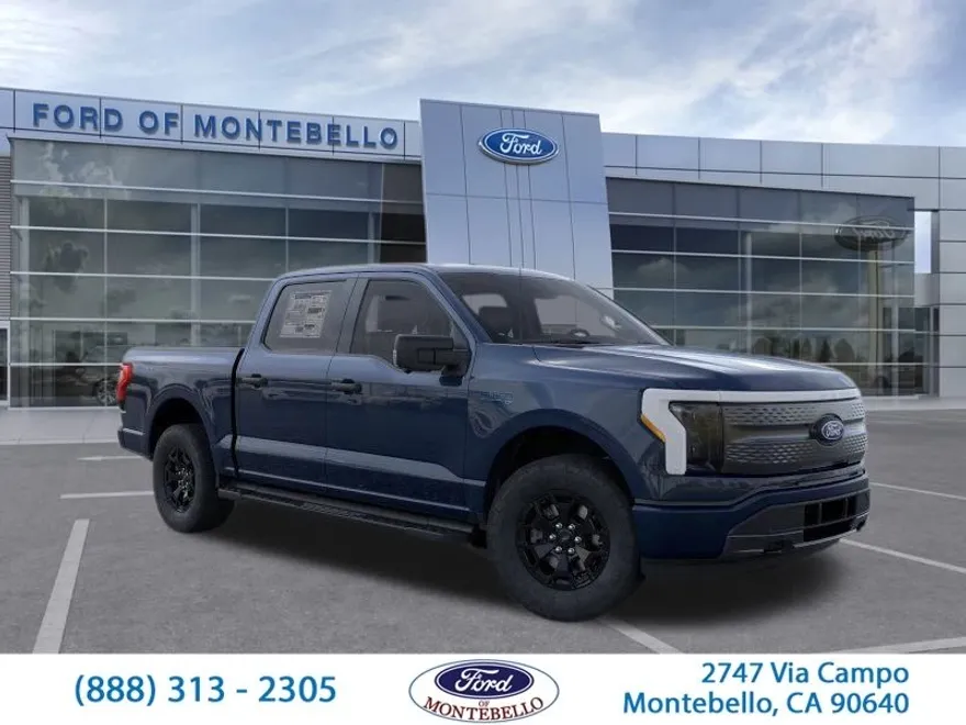 2025 Ford F-150 Lightning XLT photo 1