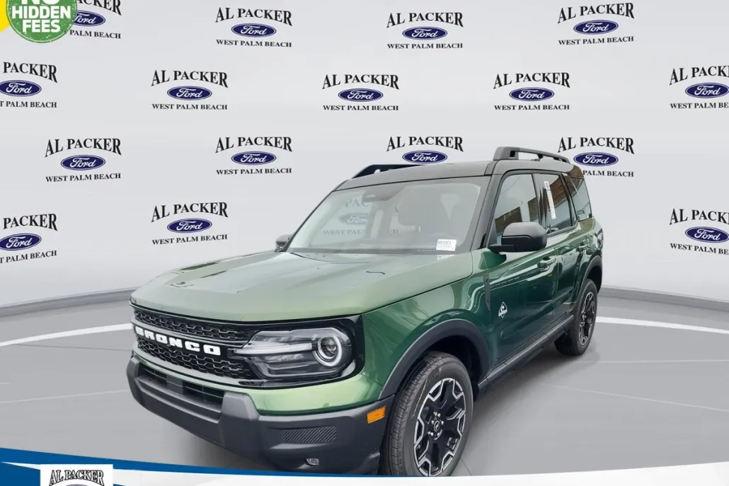 2025 Ford Bronco Sport Outer Banks photo 1