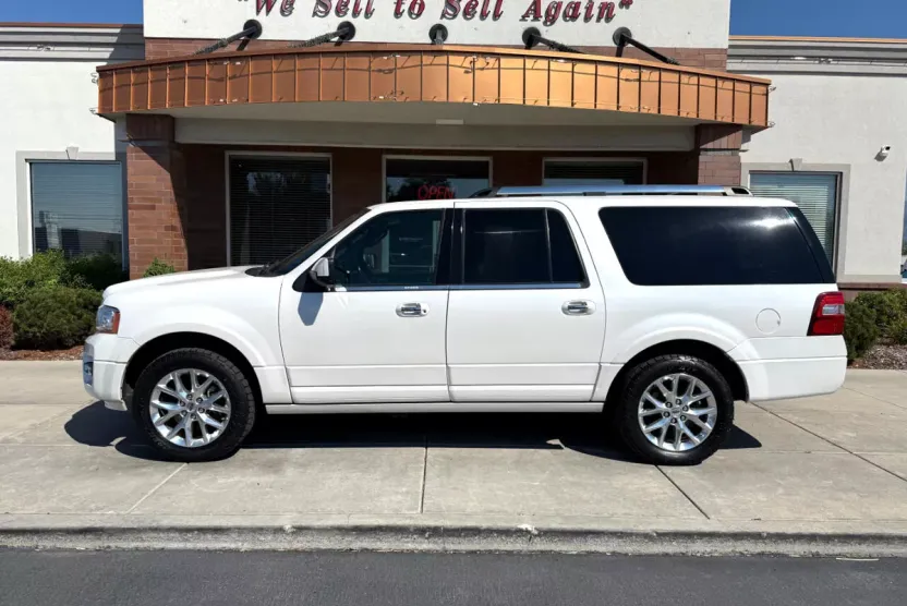 2016 Ford Expedition EL Limited photo 1