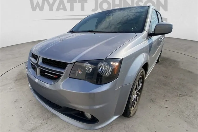 2019 Dodge Grand Caravan GT photo 1