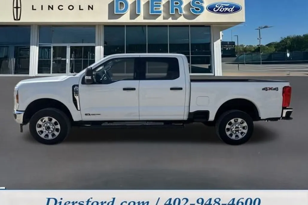 2024 Ford F-250 XLT photo 1