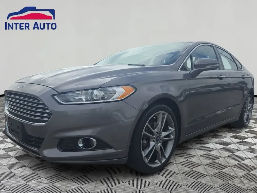 2013 Ford Fusion Titanium photo 1
