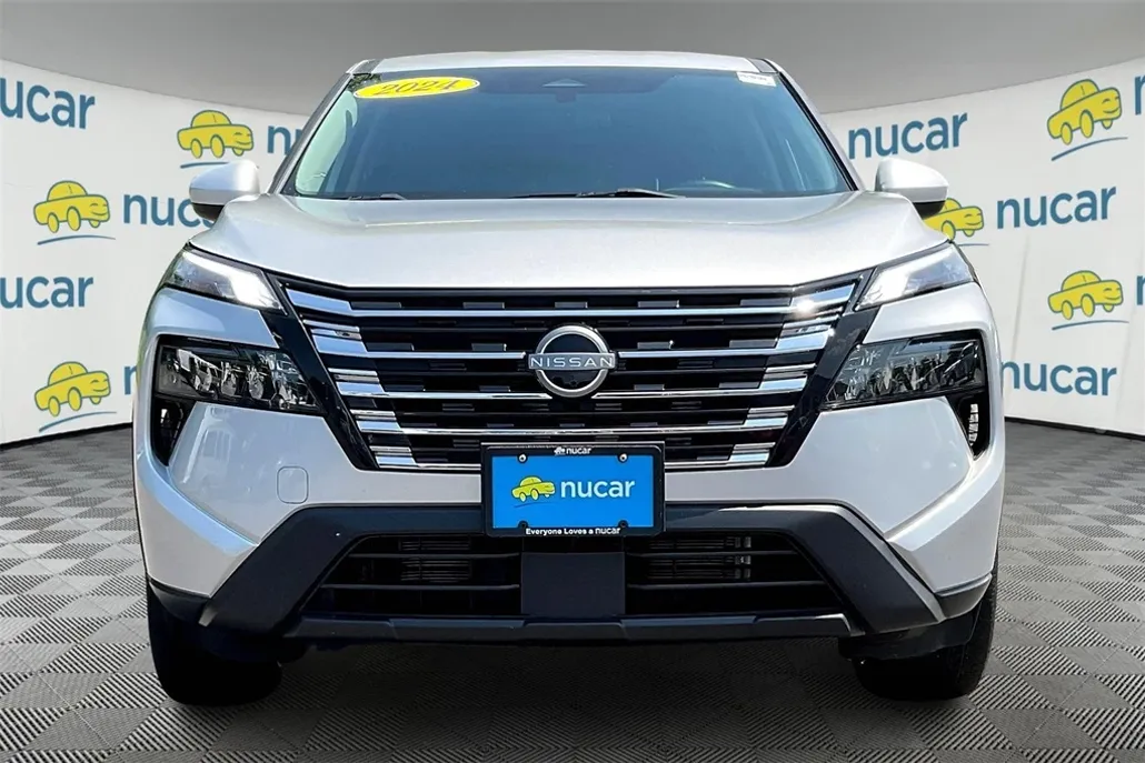 2024 Nissan Rogue SV photo 1