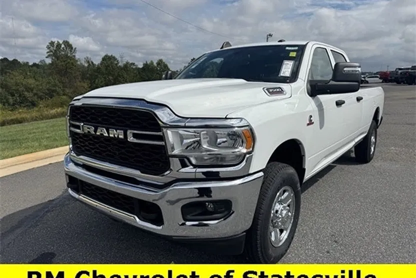 2023 Ram 3500 Tradesman photo 1