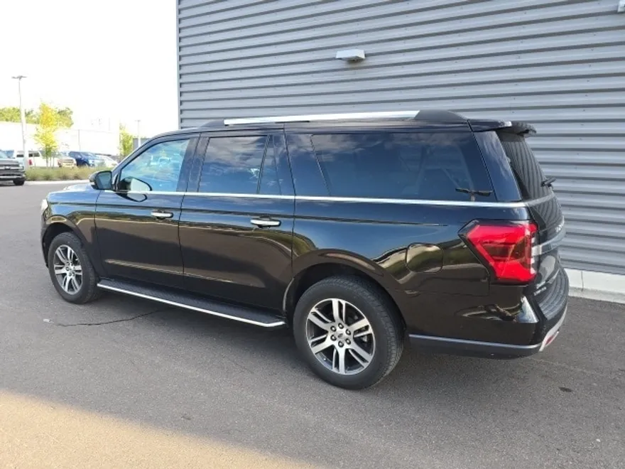 2022 Ford Expedition MAX Limited photo 1
