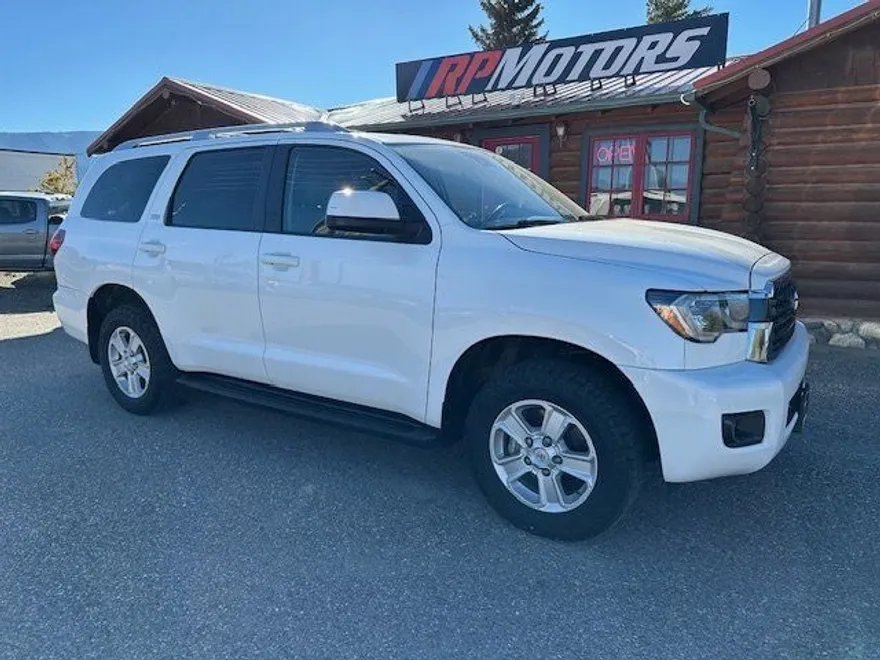 2018 Toyota Sequoia SR5 TRD Sport photo 1