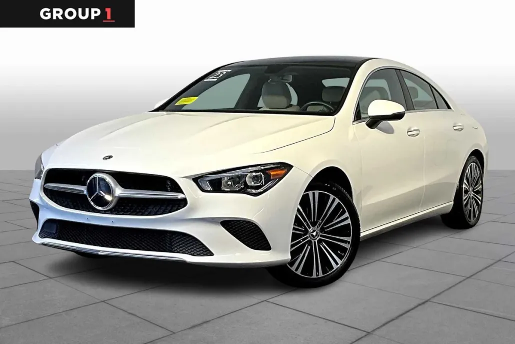 2023 Mercedes Benz CLA 250 4MATIC photo 1