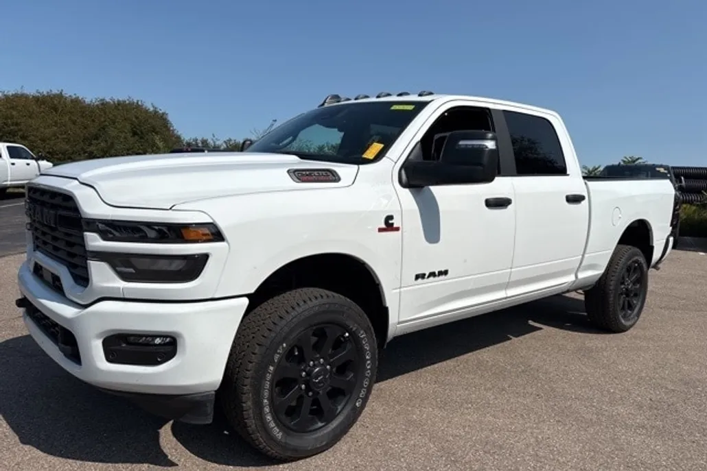 2025 Ram 2500 Big Horn photo 1