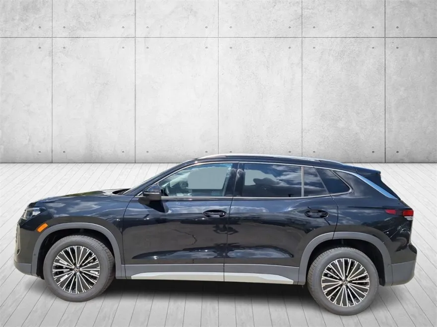 2025 Volkswagen Tiguan S photo 1