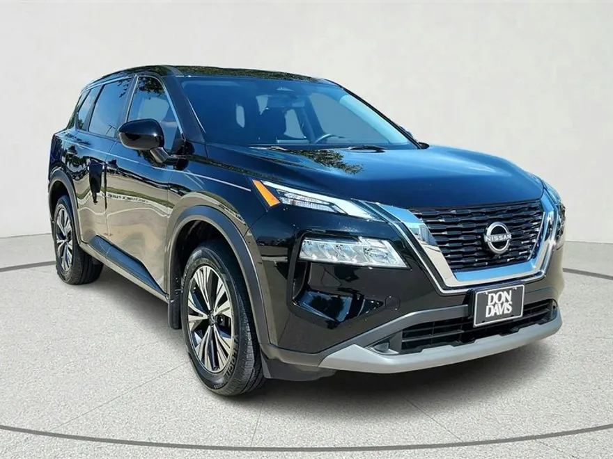 2023 Nissan Rogue SV photo 1