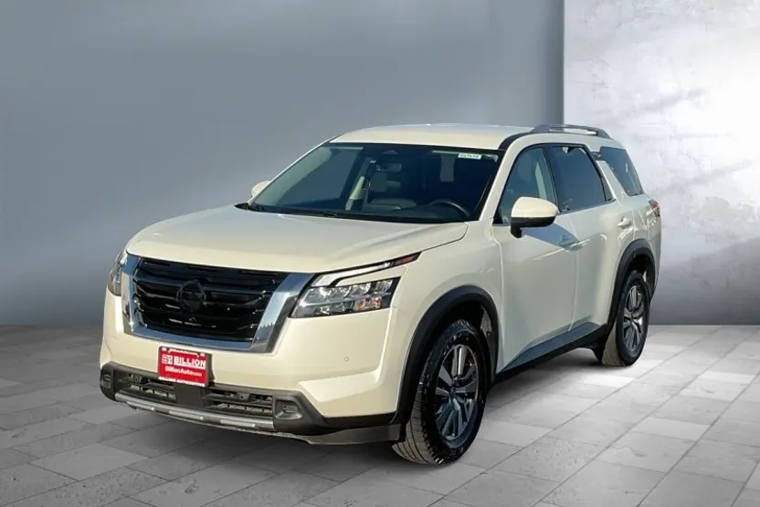 2023 Nissan Pathfinder SL photo 1