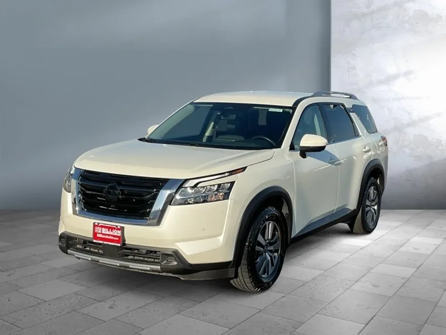 2023 Nissan Pathfinder SL photo 1