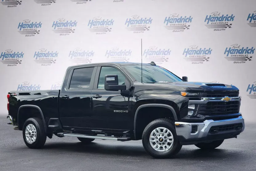 2024 Chevrolet Silverado 2500HD LT photo 1