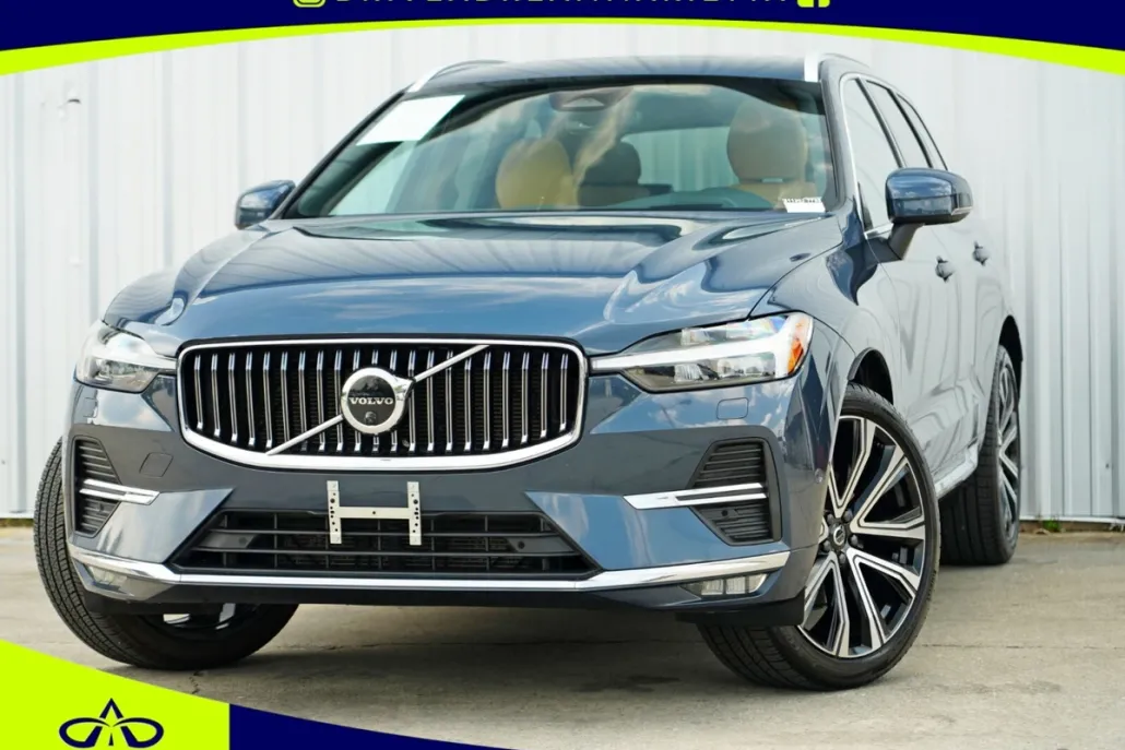 2023 Volvo XC60 Ultimate photo 1