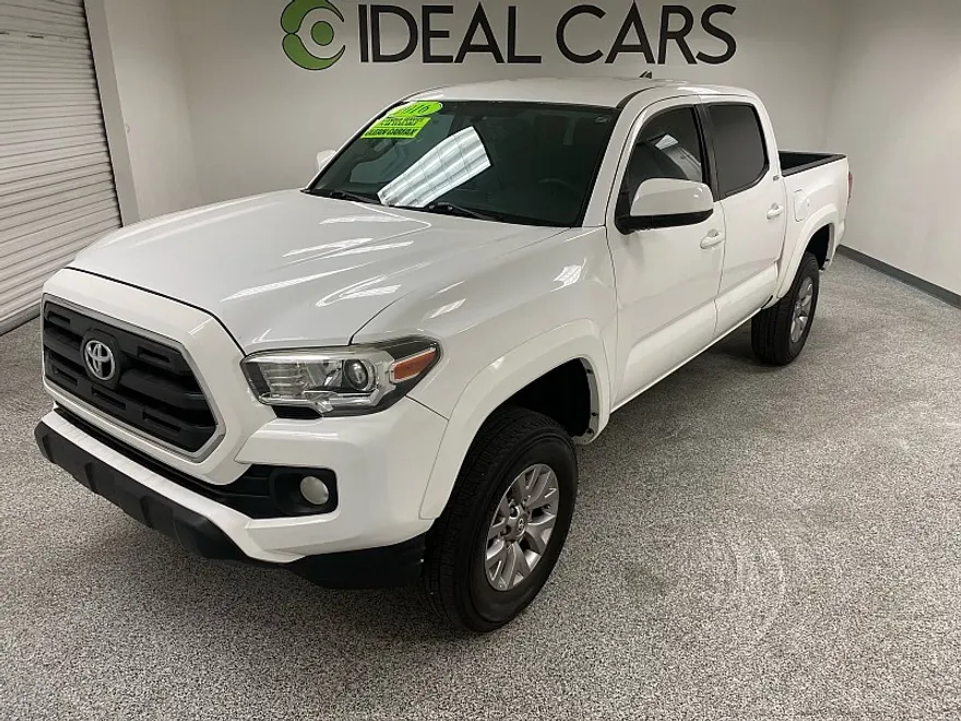 2016 Toyota Tacoma Double Cab SR5 V6 photo 1