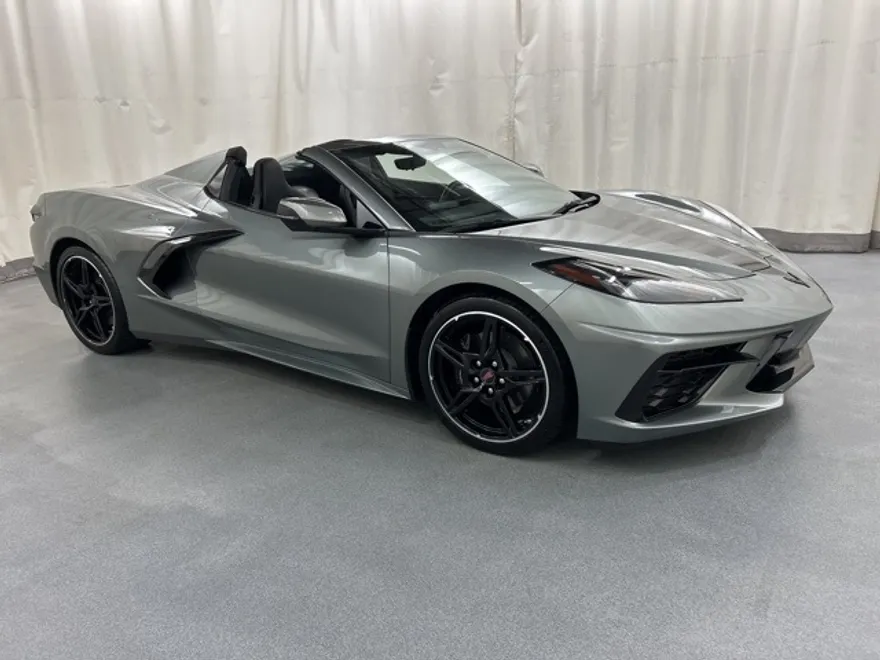 2022 Chevrolet Corvette Stingray 2LT photo 1