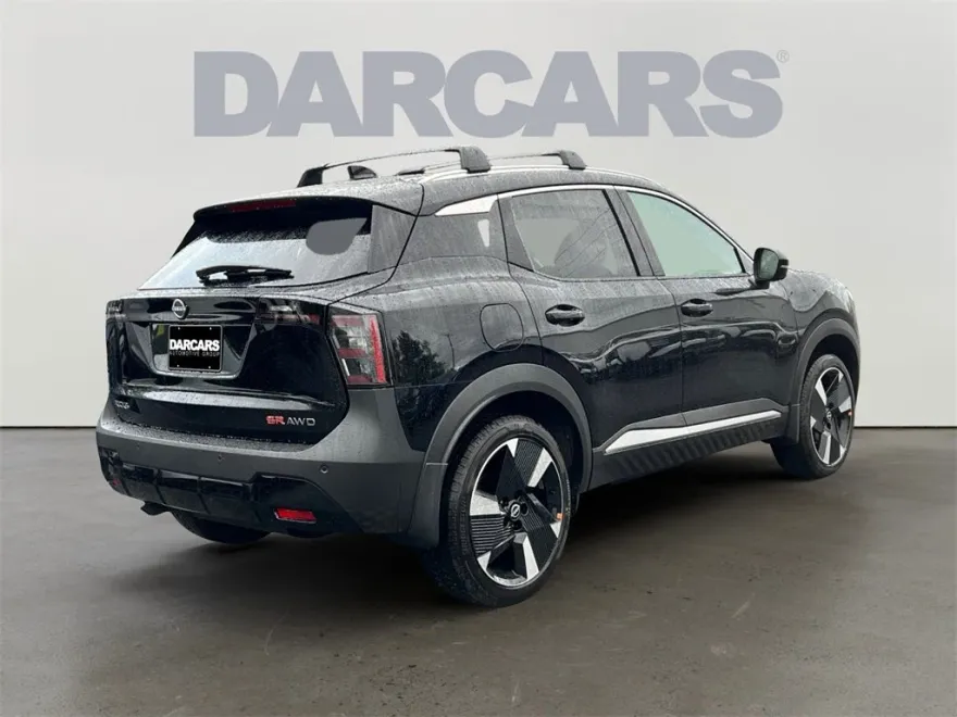 2026 Nissan Kicks SR photo 1