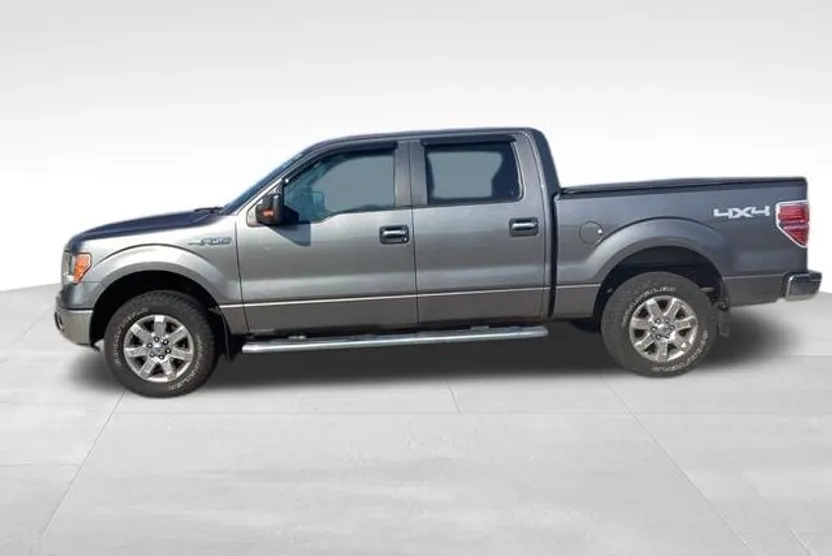 2013 Ford F-150 XLT photo 1
