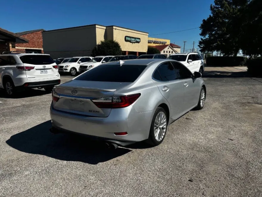 2016 Lexus ES 350 Base photo 1