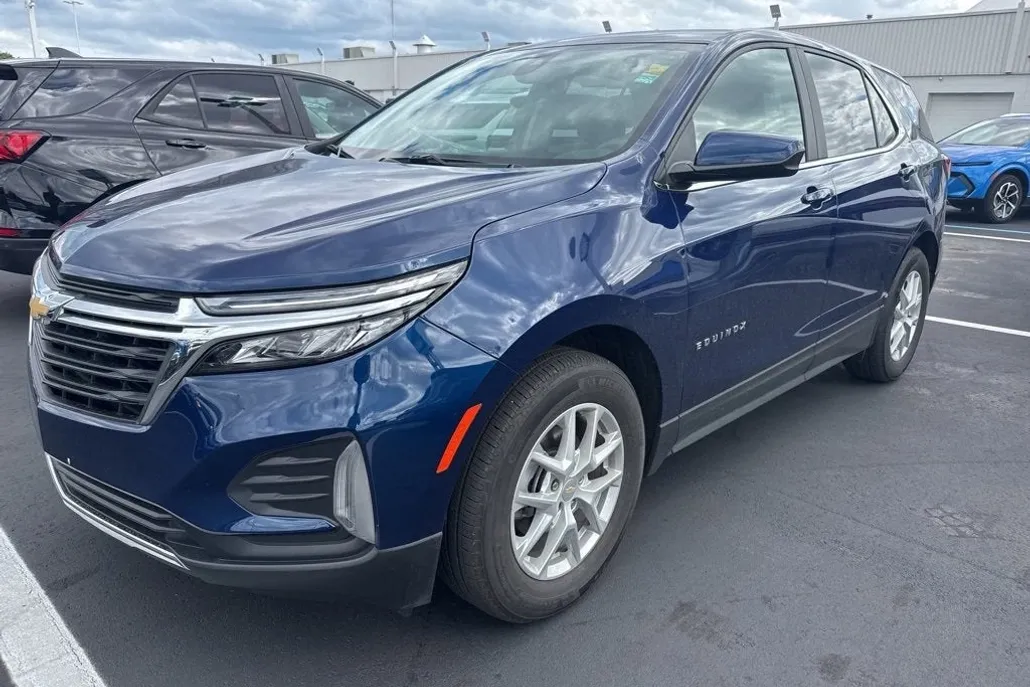 2022 Chevrolet Equinox photo 1