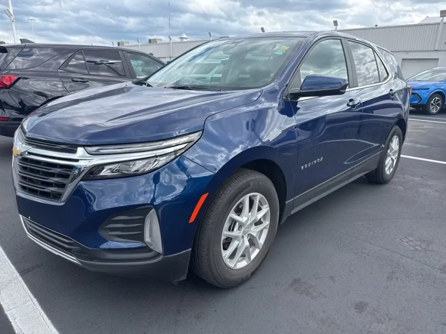 2022 Chevrolet Equinox photo 1