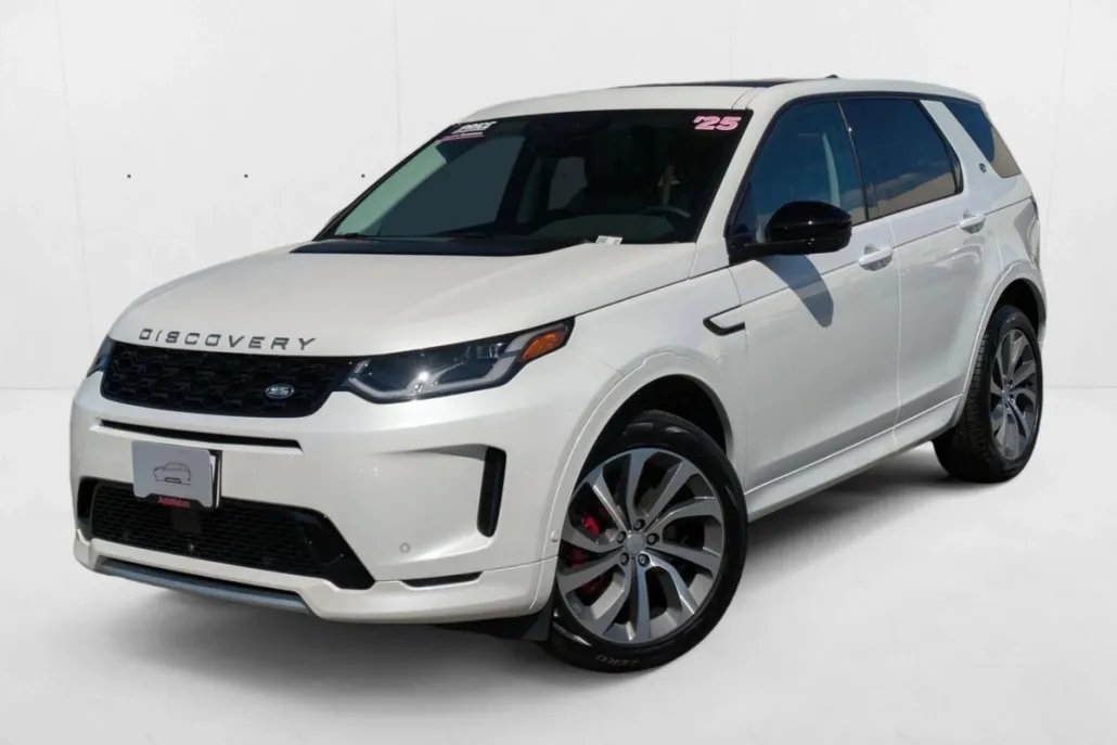 2025 Land Rover Discovery Sport S photo 1